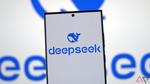 مخاطر تطبيق DeepSeek AI وأمان استخدامه