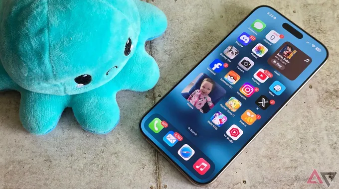 آراء حول نظام iOS 26 وآبل