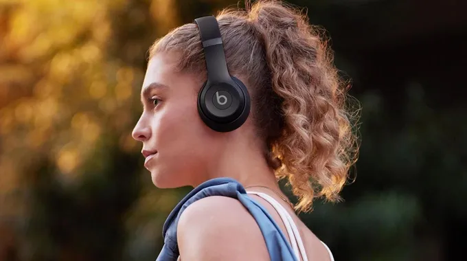 عروض مميزة على سماعات Beats Solo 4