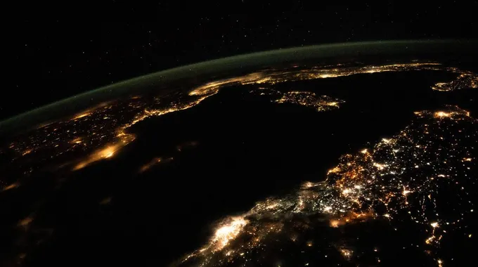 الاتصال المباشر عبر الأقمار الصناعية