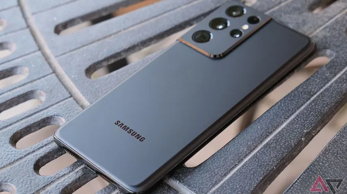 تحديث One UI 7 لهاتف Galaxy S21