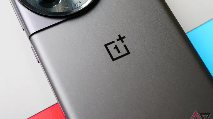 الإعلان عن تصميم OnePlus 13