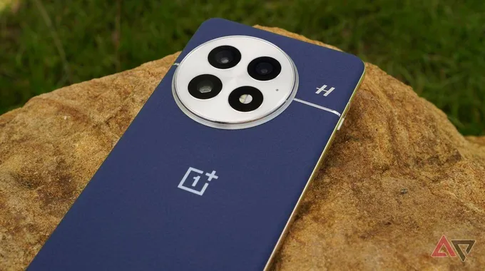 الكشف عن ألوان OnePlus 15 الجديدة