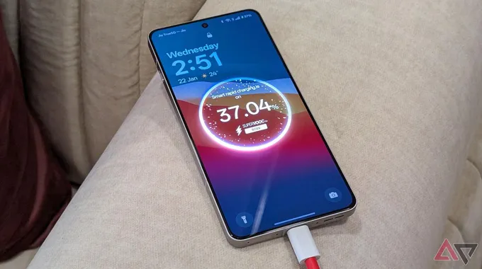 شاحن OnePlus 2 في 1: الحل الأمثل للمسافرين