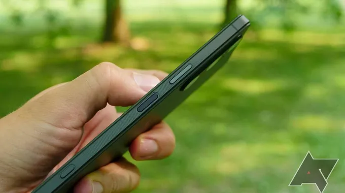 سوني تكشف عن Xperia 10 VII بتصميم جديد